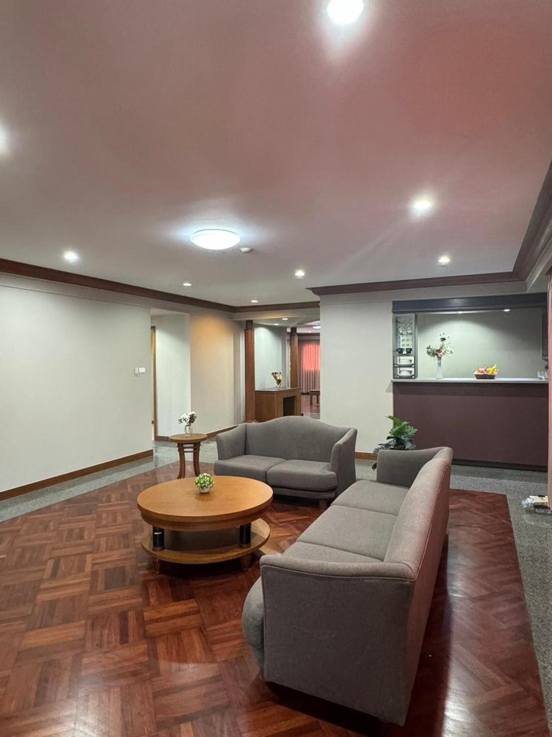 Appartamento United Tower Thonglor By Aspira Bangkok Esterno foto