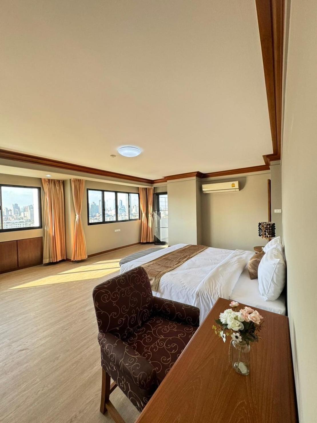Appartamento United Tower Thonglor By Aspira Bangkok Esterno foto