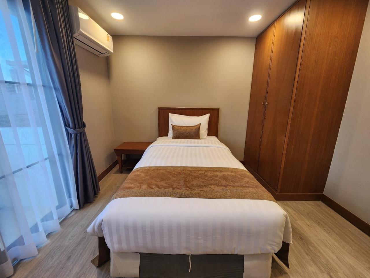 Appartamento United Tower Thonglor By Aspira Bangkok Esterno foto