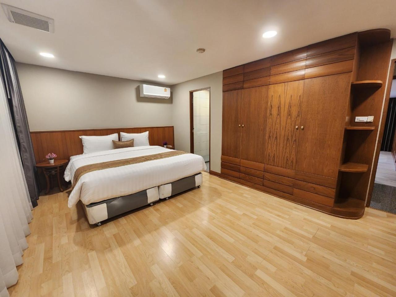 Appartamento United Tower Thonglor By Aspira Bangkok Esterno foto