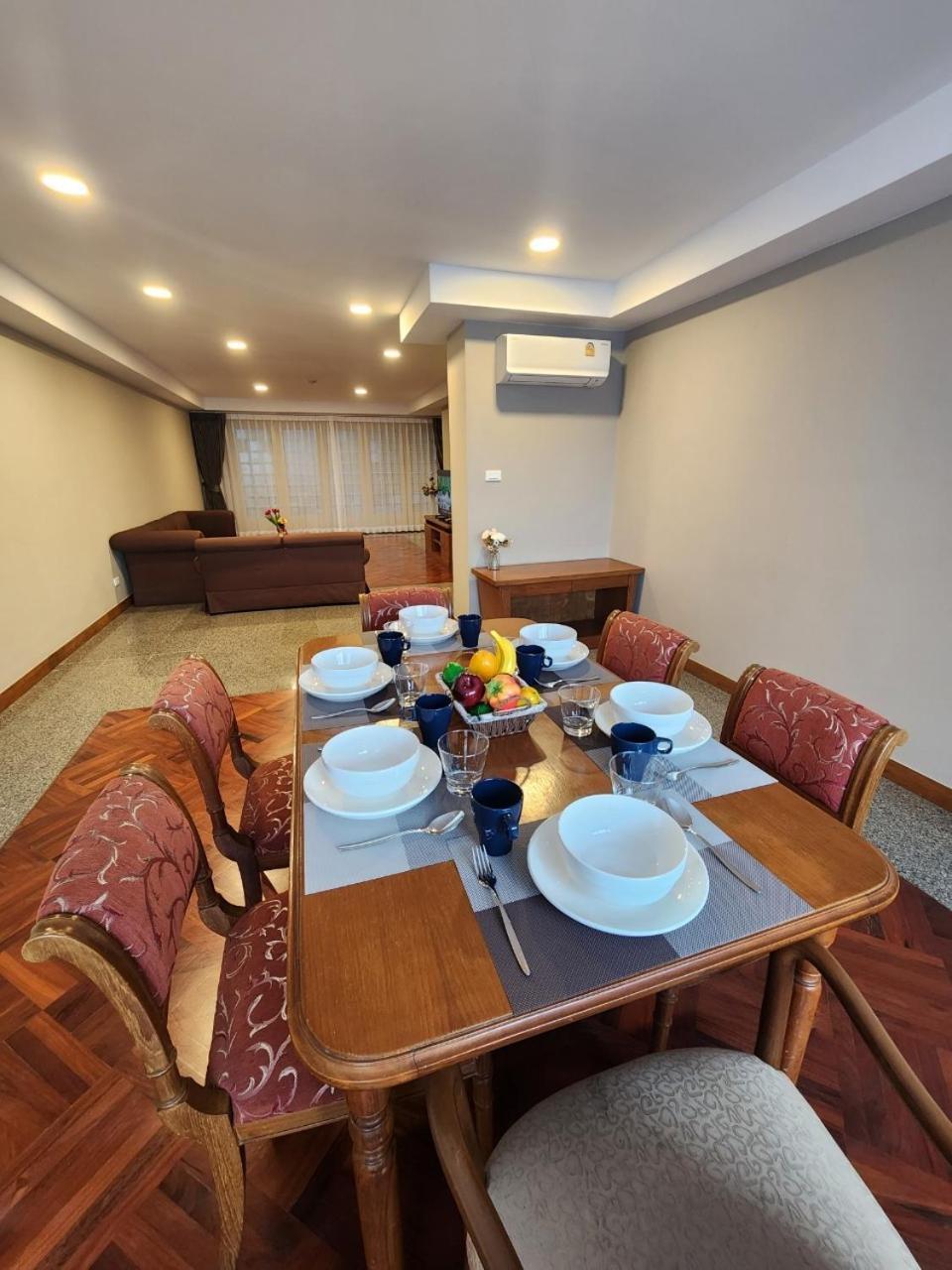 Appartamento United Tower Thonglor By Aspira Bangkok Esterno foto