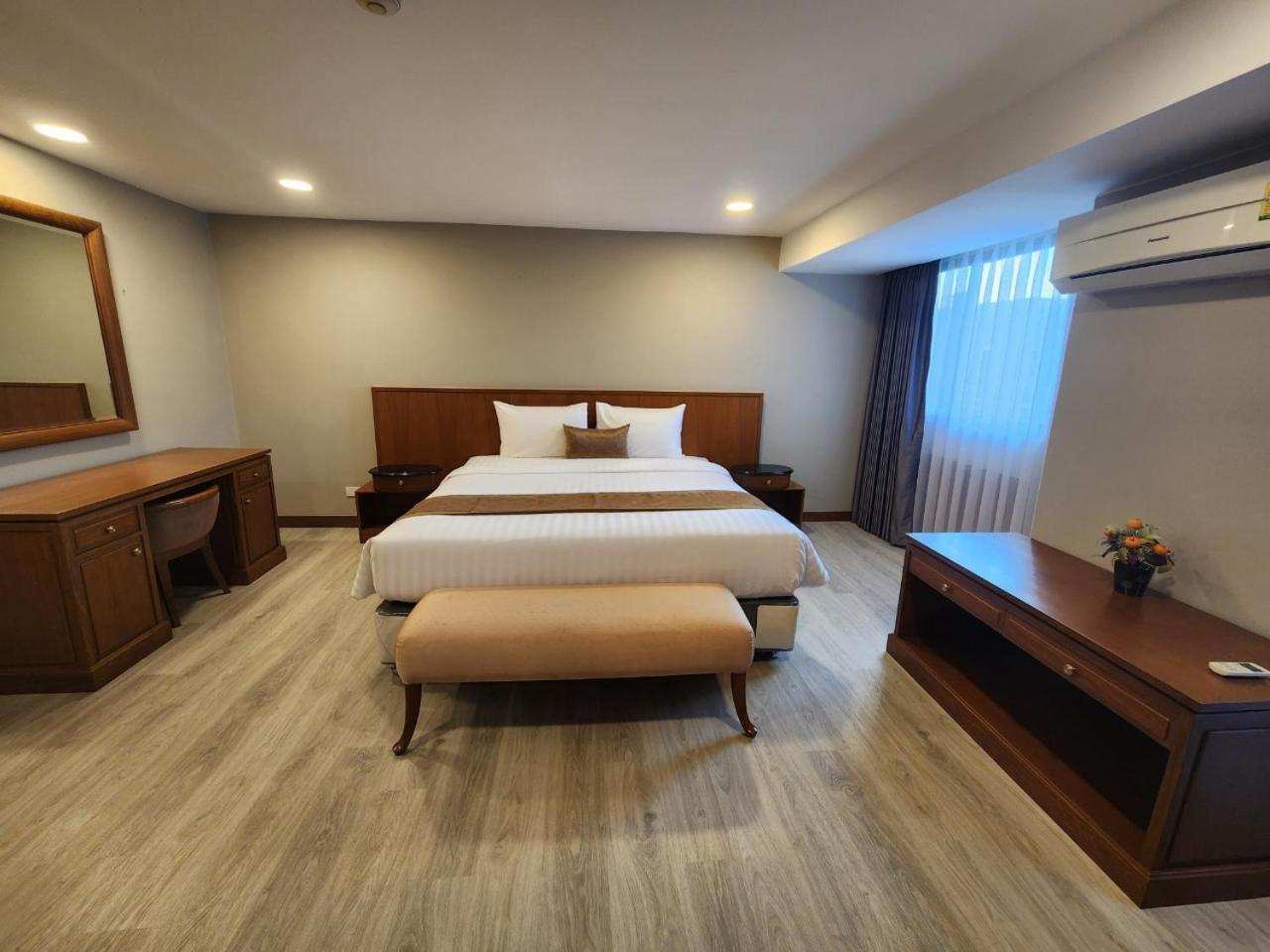 Appartamento United Tower Thonglor By Aspira Bangkok Esterno foto